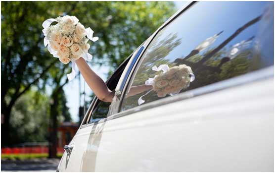 Know More about the Types of Car Rental Options Available For Weddings